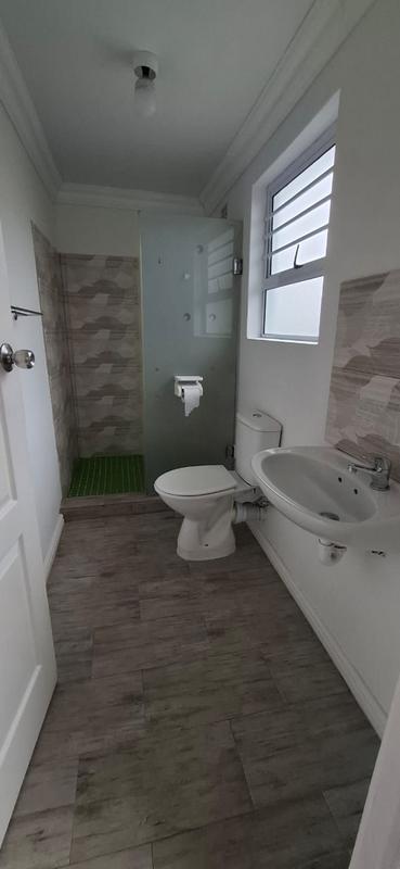 To Let 2 Bedroom Property for Rent in Goodwood Central Western Cape